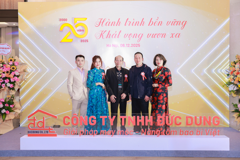 Lễ kỷ niệm 15 năm thành lập